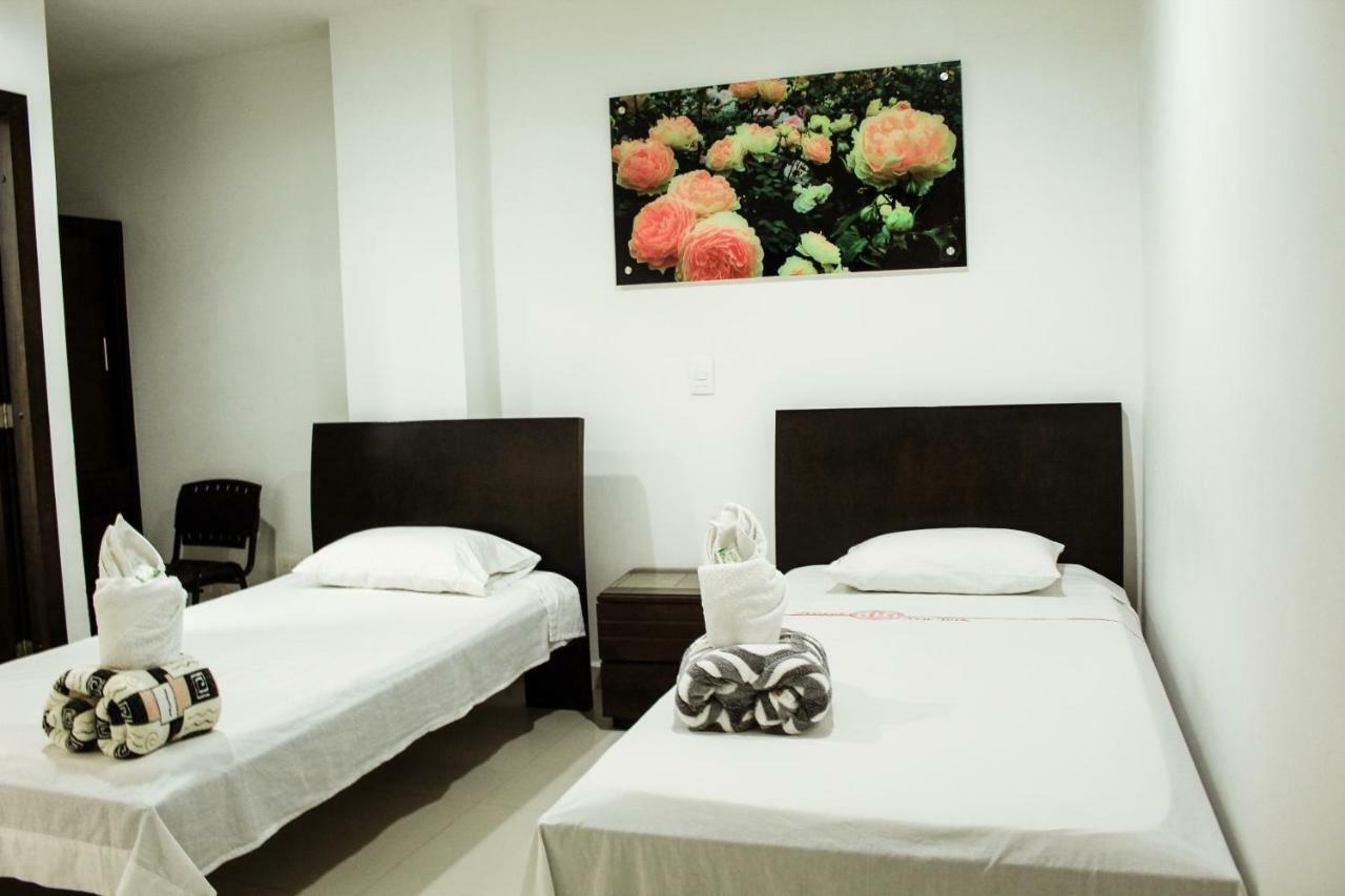 Hotel Big New York Carepa Esterno foto
