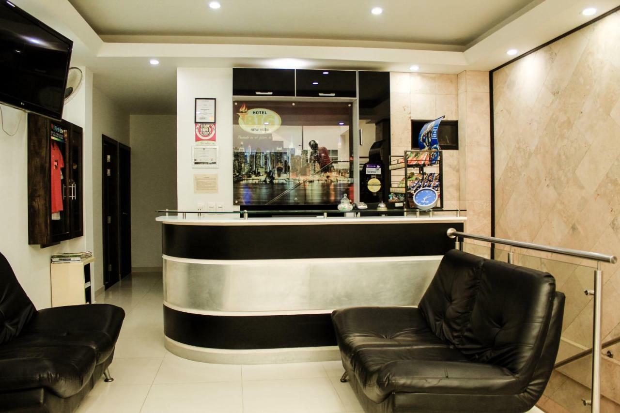 Hotel Big New York Carepa Esterno foto